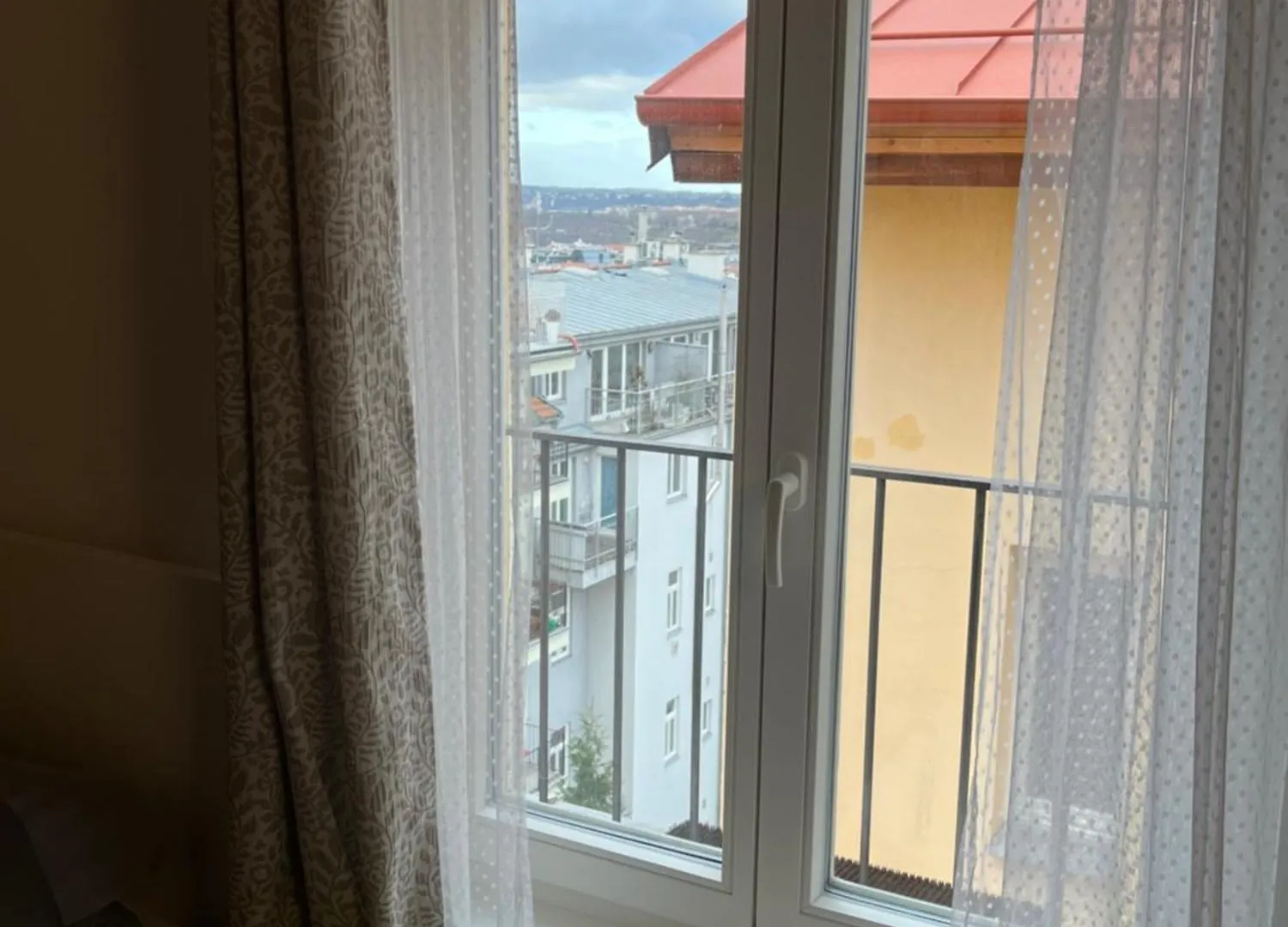 The Moon Apartment, Prague Old Town 0*,